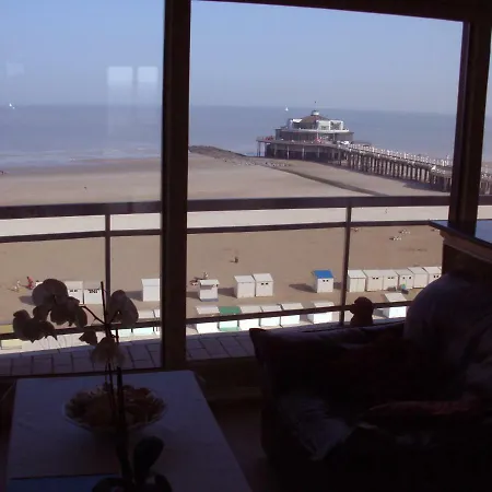 Serena Waterbed Seaview Apartment Blankenberge